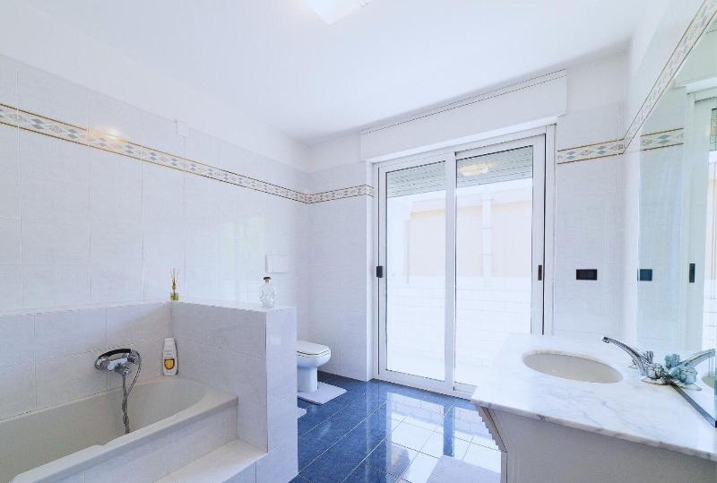 Villa Pescara image