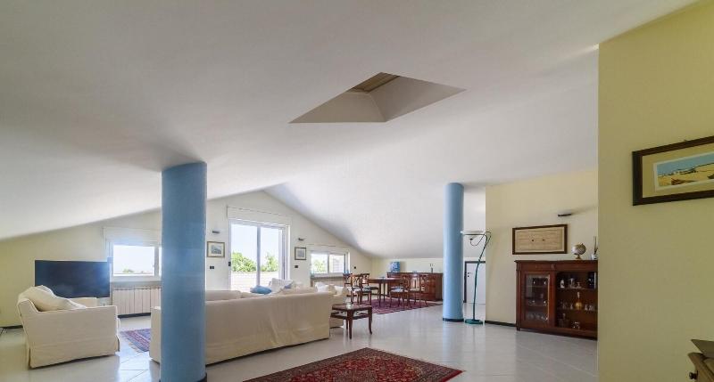 Villa Pescara image