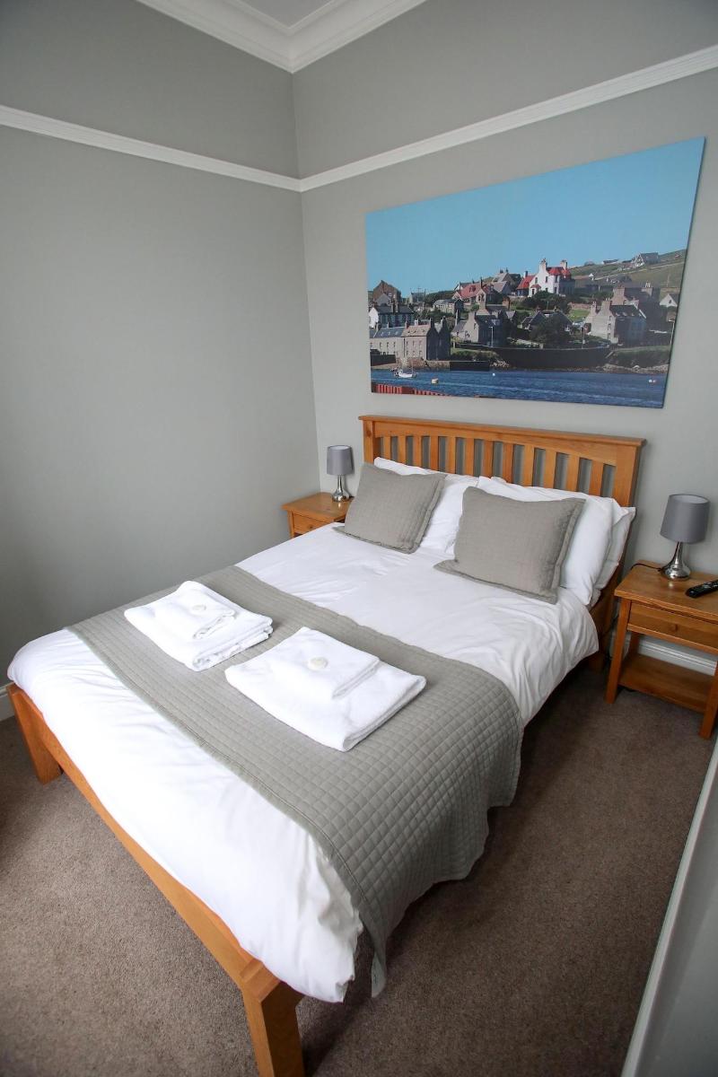 The Royal Hotel Stromness image