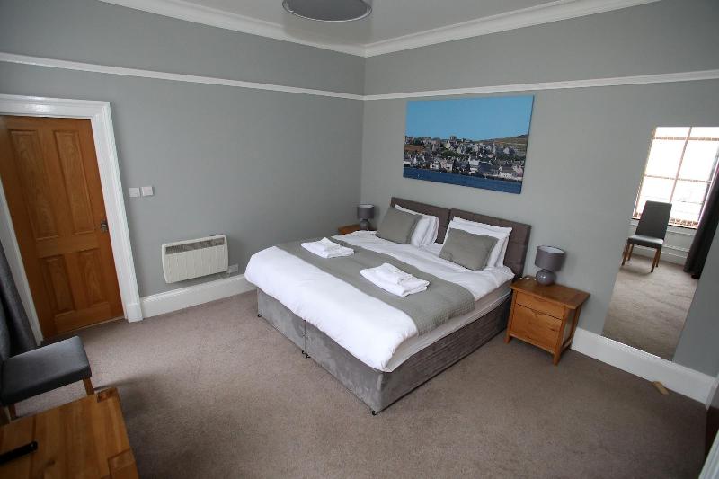 The Royal Hotel Stromness image