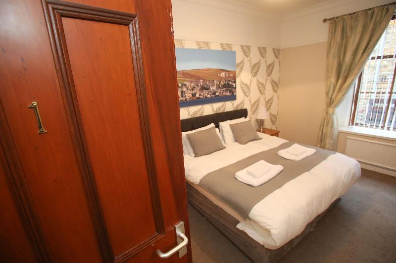 The Royal Hotel Stromness image