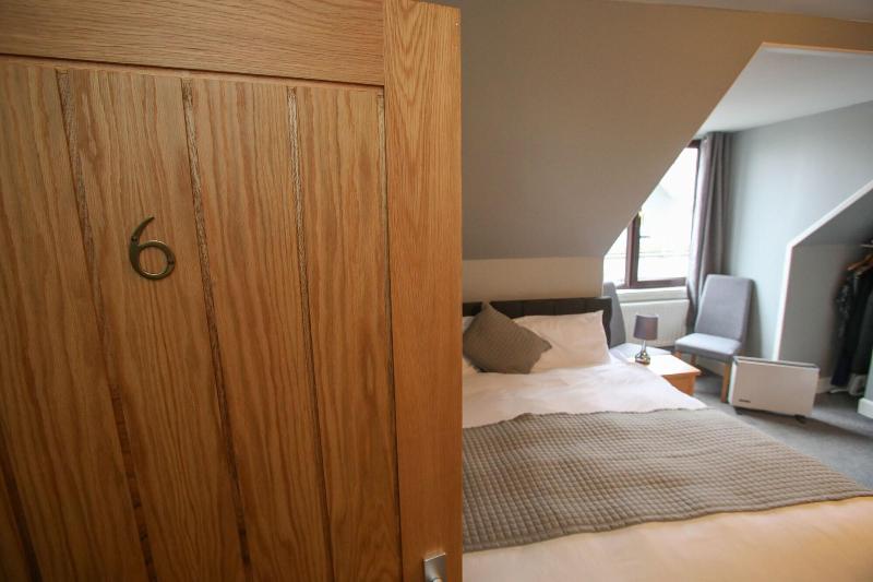 The Royal Hotel Stromness image