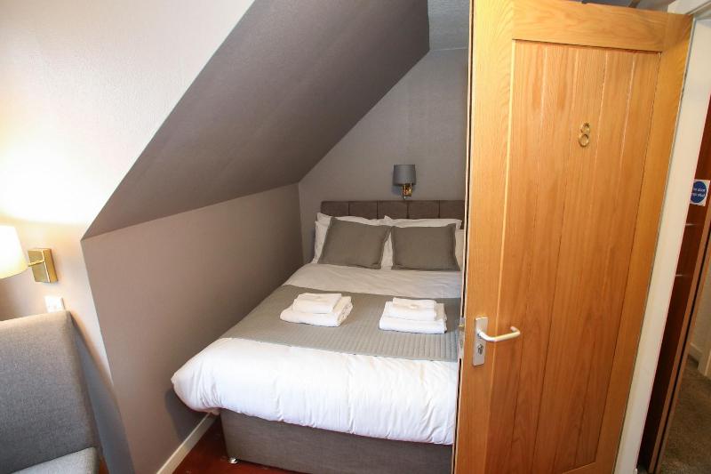 The Royal Hotel Stromness image