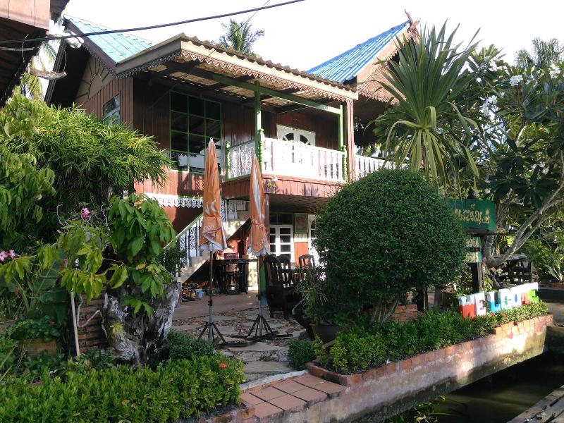 Rueanphen Homestay image