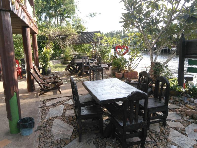 Rueanphen Homestay image