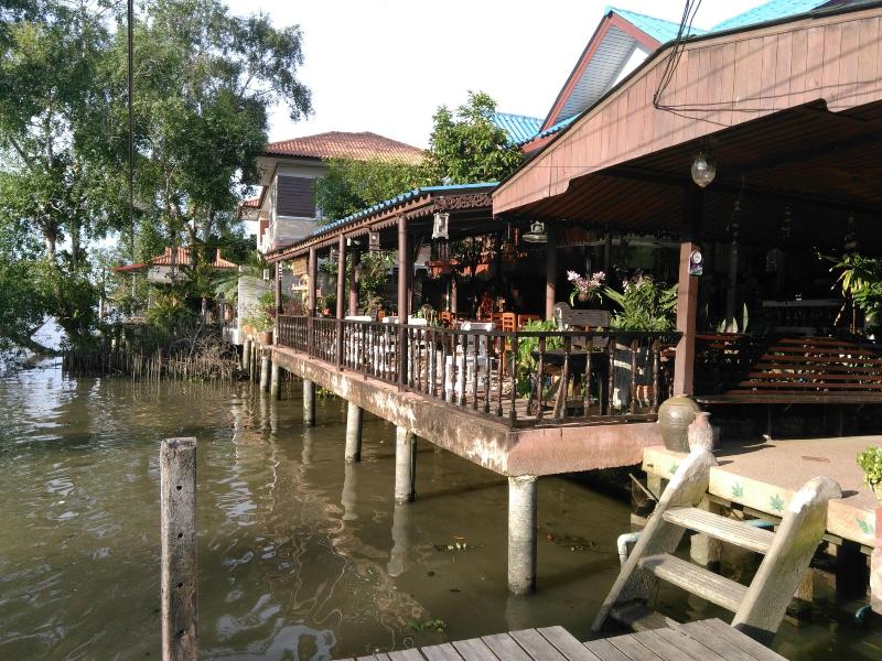 Rueanphen Homestay image