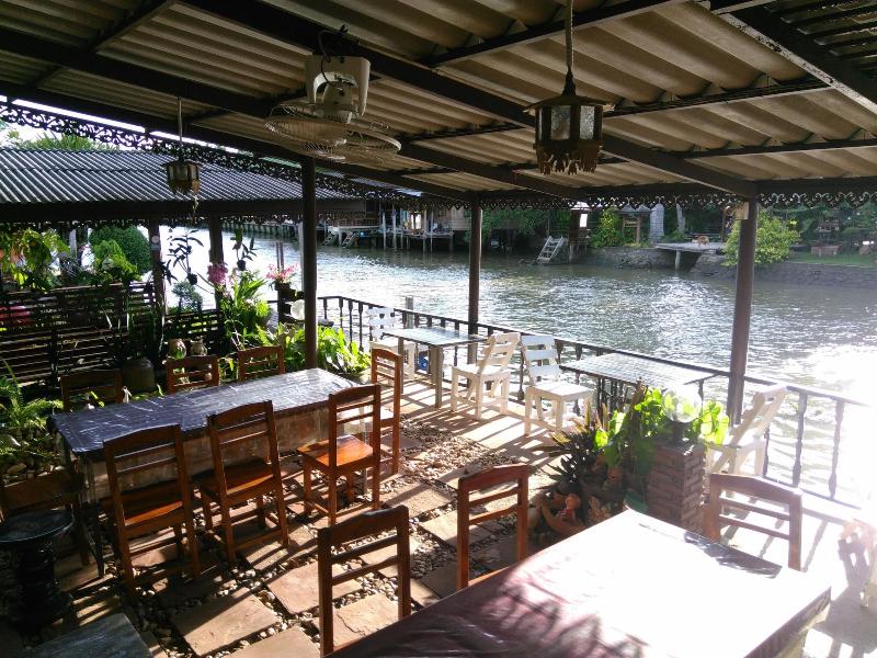 Rueanphen Homestay image