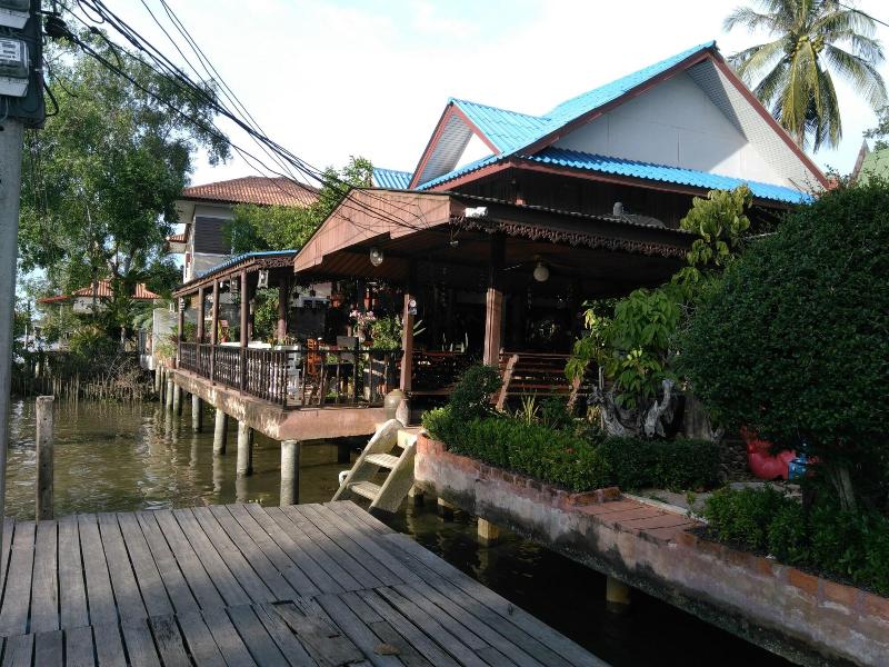 Rueanphen Homestay image