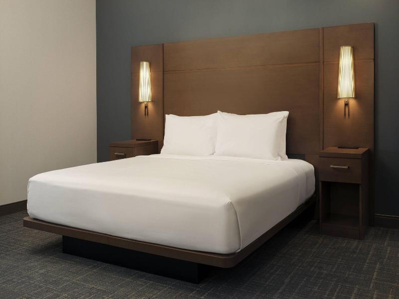 Ac Hotel By Marriott Oakland Downtown image
