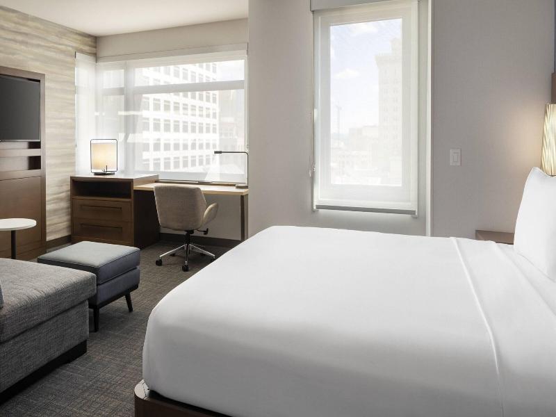 Ac Hotel By Marriott Oakland Downtown image
