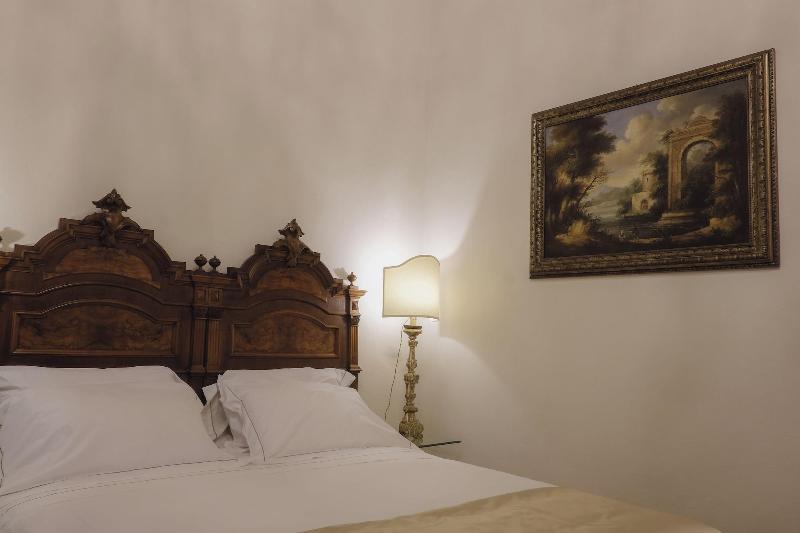 Palazzo Guazzoni Zaccaria image