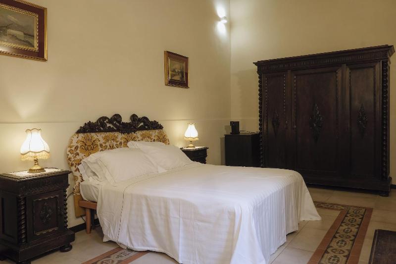 Palazzo Guazzoni Zaccaria image