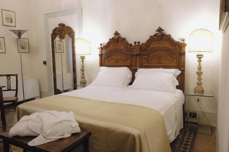 Palazzo Guazzoni Zaccaria image