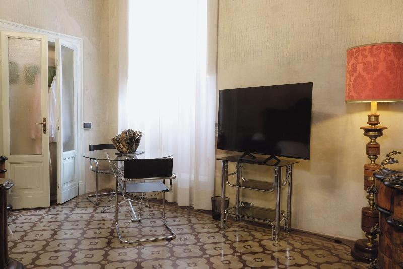 Palazzo Guazzoni Zaccaria image