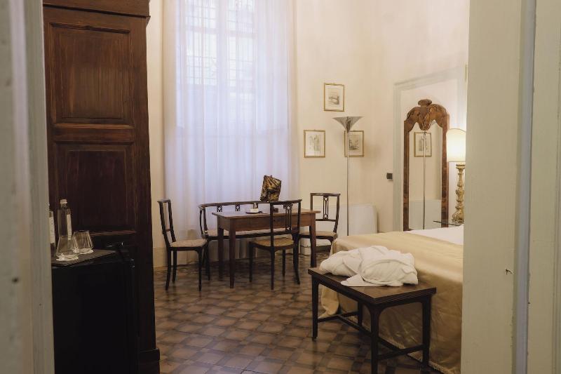 Palazzo Guazzoni Zaccaria image