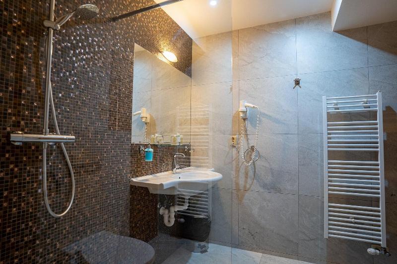 Hotel Strachanovka - Jã¡nska Koliba image