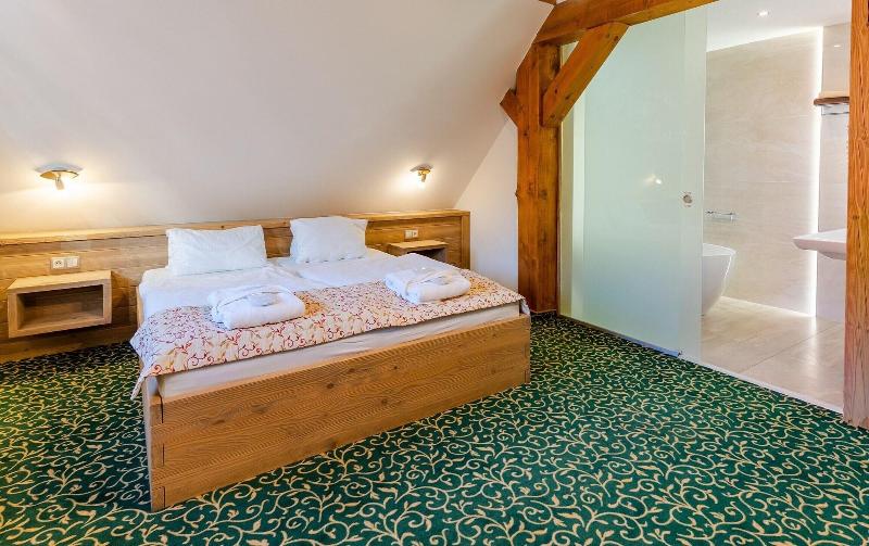 Hotel Strachanovka - Jã¡nska Koliba image