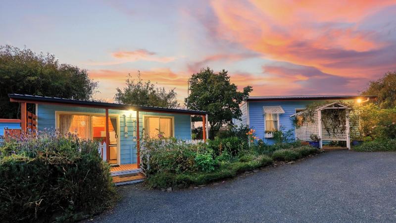 Boat Harbour Garden Cottages