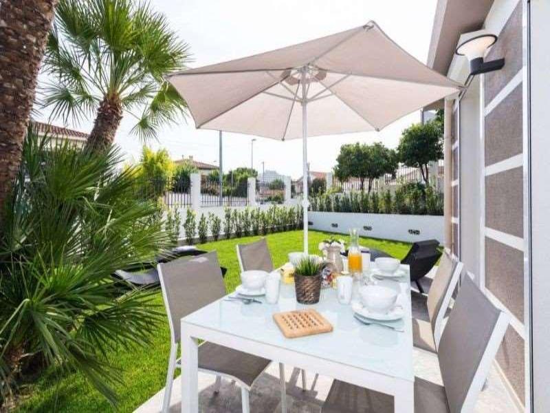 Villa Velvet image