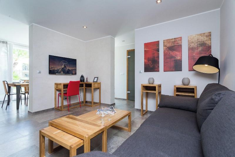 Villa Velvet image