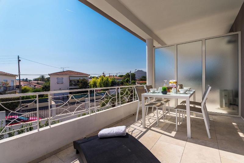 Villa Velvet image