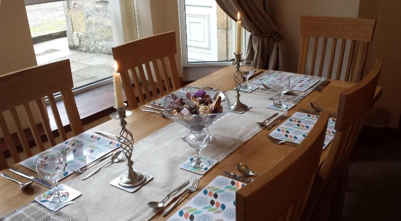 Darwin Cottage Self Catering In Elgin image