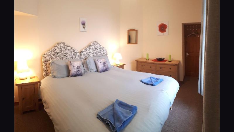 Darwin Cottage Self Catering In Elgin image