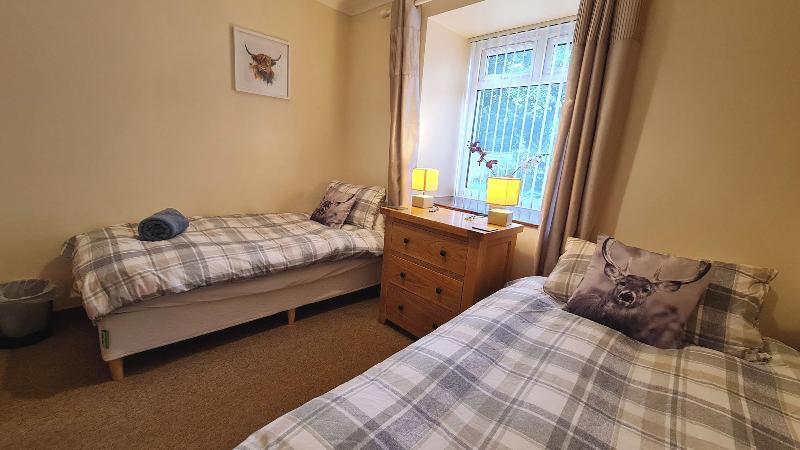 Darwin Cottage Self Catering In Elgin image
