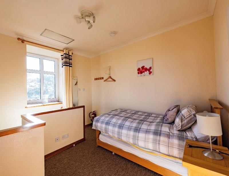 Darwin Cottage Self Catering In Elgin image