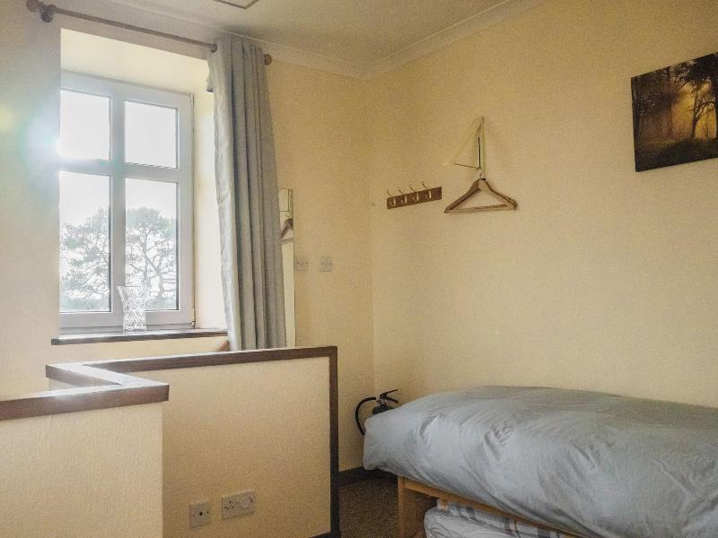Darwin Cottage Self Catering In Elgin image