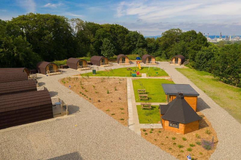 Weedingshall Lodges image