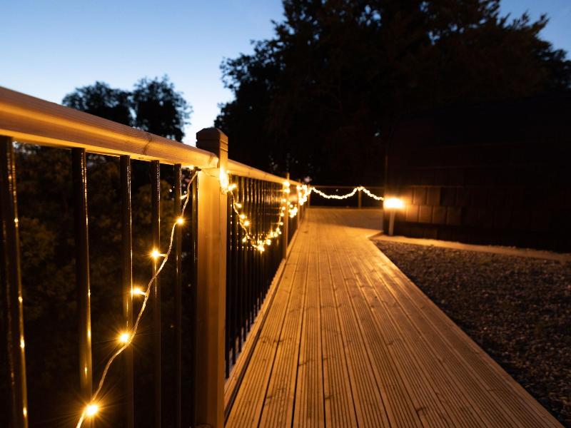 Weedingshall Lodges image