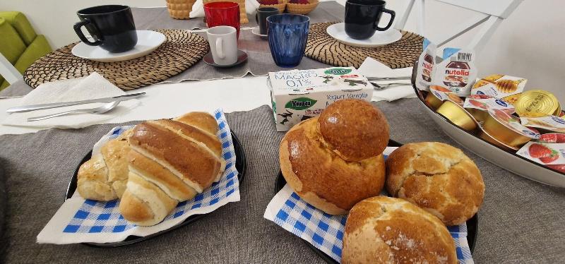 B&b La Dimora Di Parthenope image