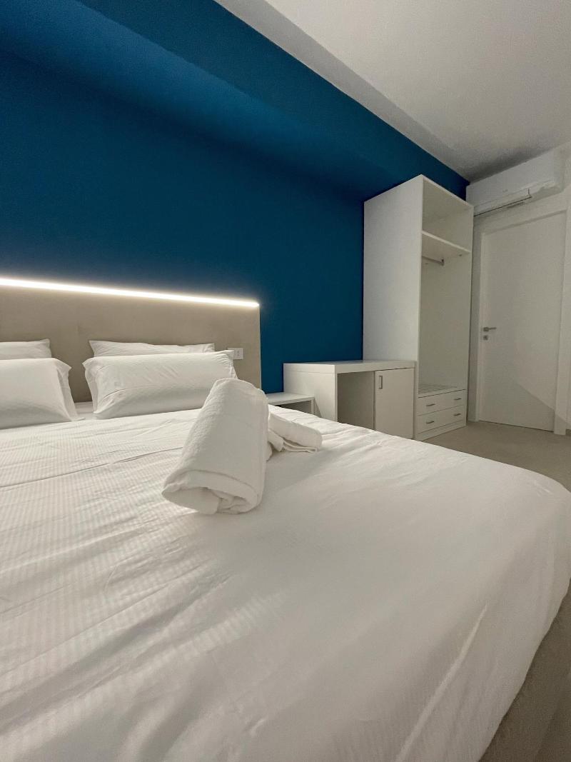 King's Rooms image