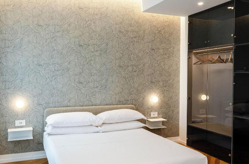 Nerã³ Rooms image