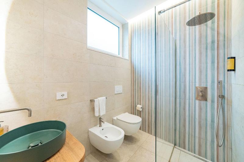 Nerã³ Rooms image