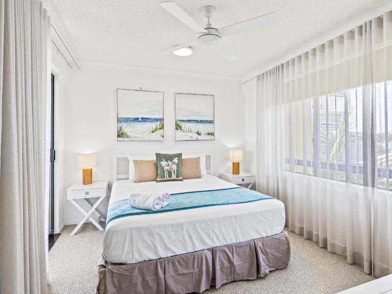 Belaire Place Motel Apartments image