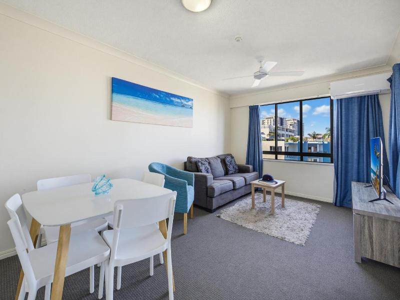 Belaire Place Motel Apartments image