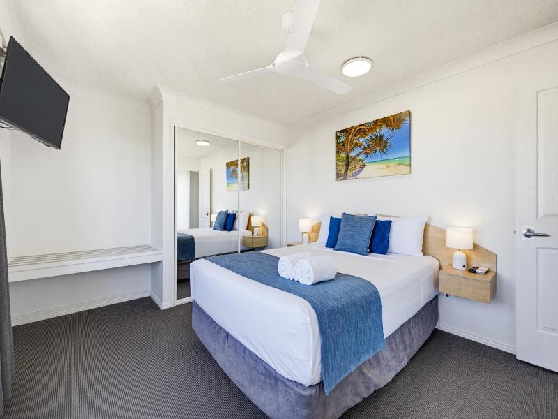 Belaire Place Motel Apartments image