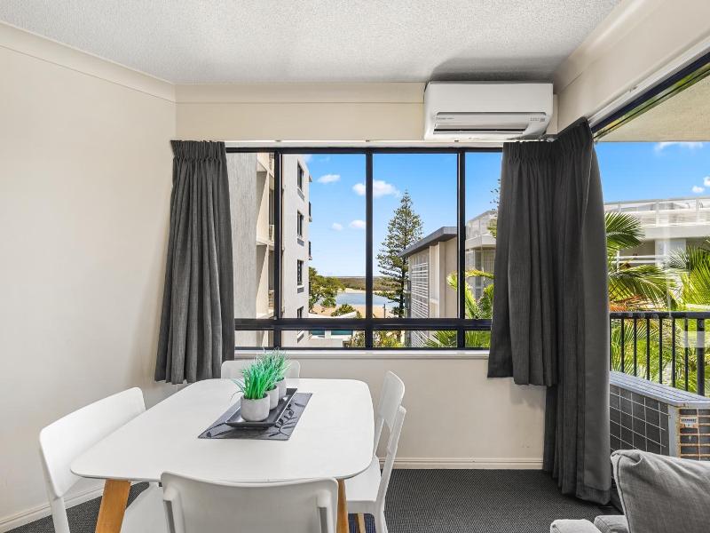 Belaire Place Motel Apartments image