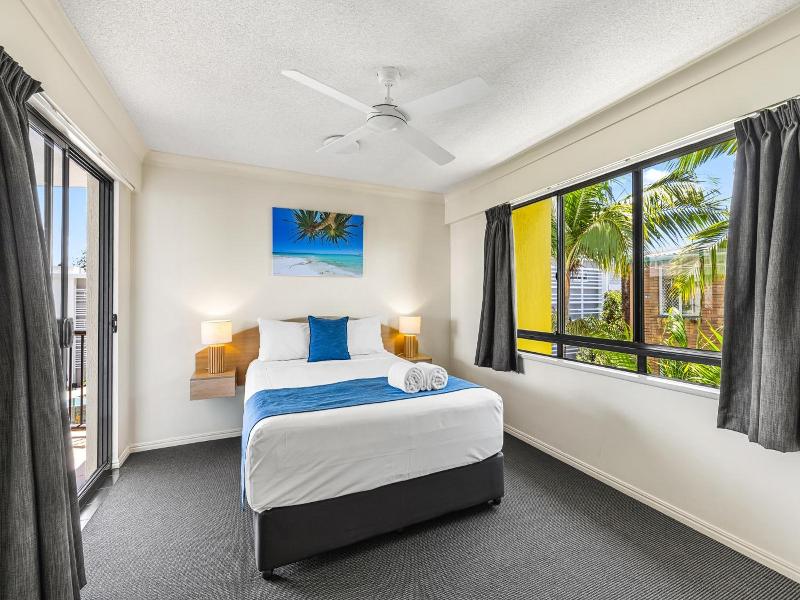 Belaire Place Motel Apartments image