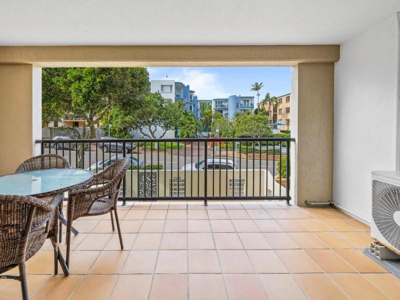 Belaire Place Motel Apartments image