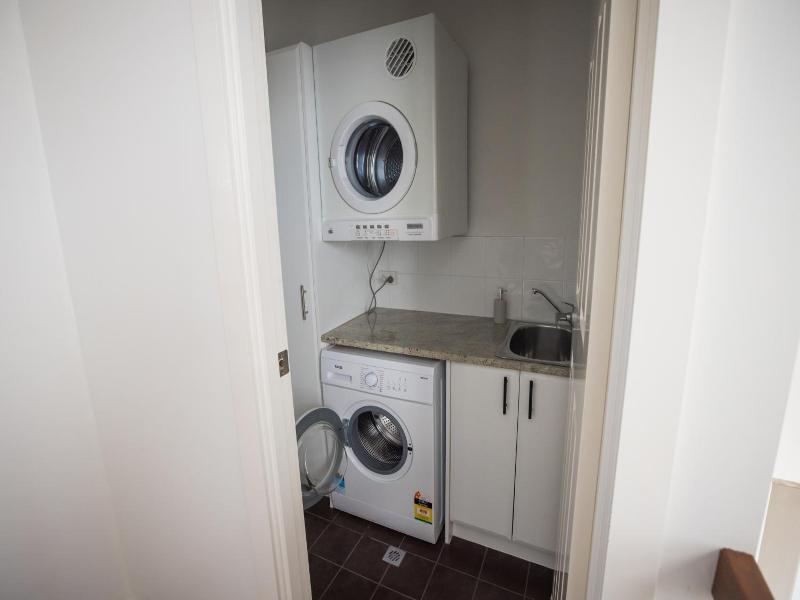 Albany Central Apartments image