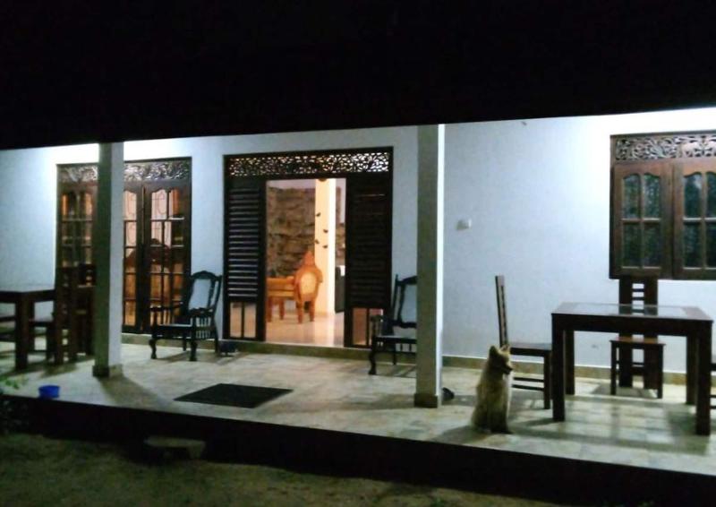 Sinhagiri Hotel And Restaurant image