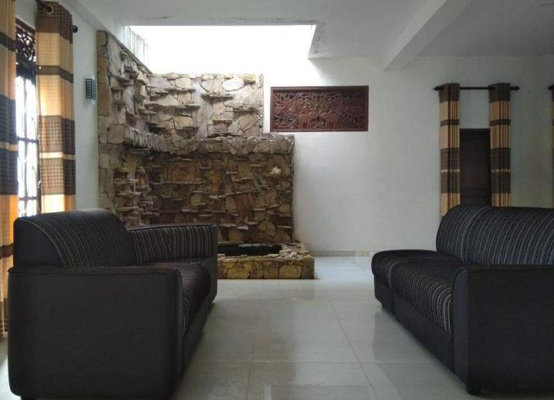 Sinhagiri Hotel And Restaurant image