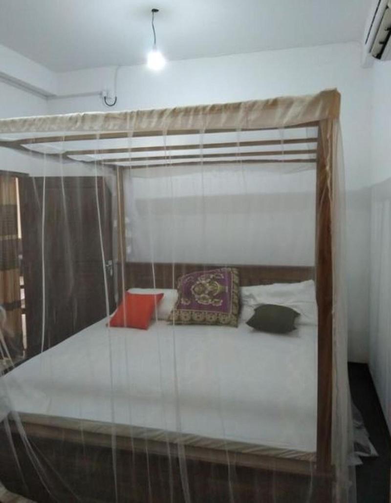 Sinhagiri Hotel And Restaurant image