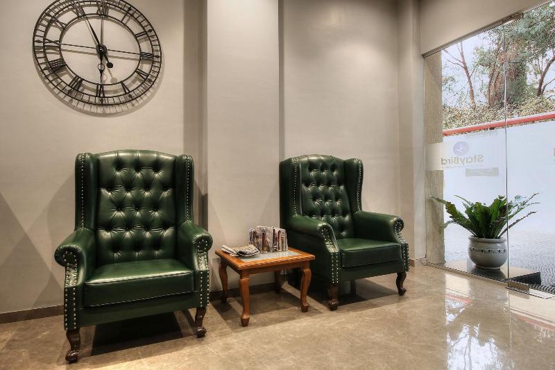 Staybird - Fortune House Business Hotel image