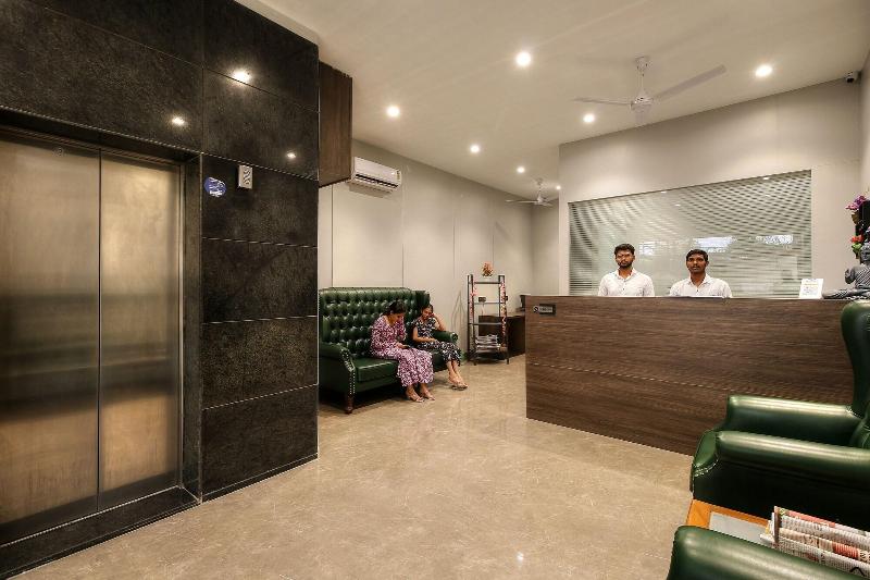 Staybird - Fortune House Business Hotel image