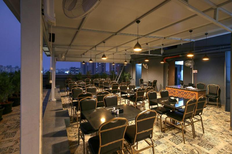 Staybird - Fortune House Business Hotel image