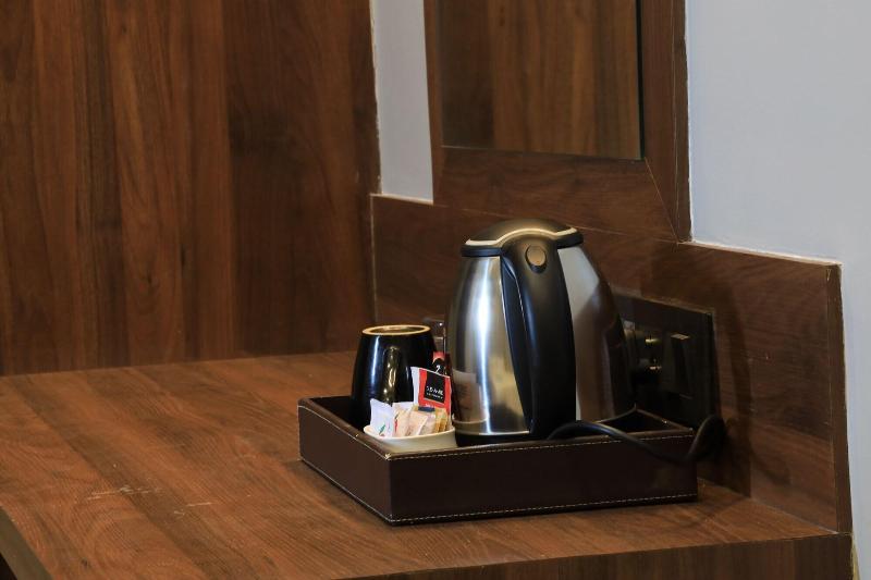 Staybird - Fortune House Business Hotel image